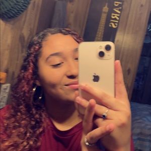 Meet your Posher, Andrea